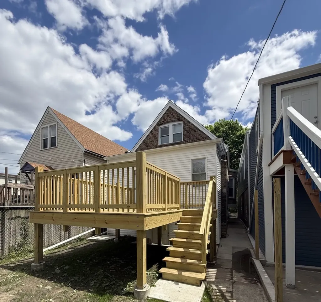 6936 South Aberdeen Street Chicago IL 60621