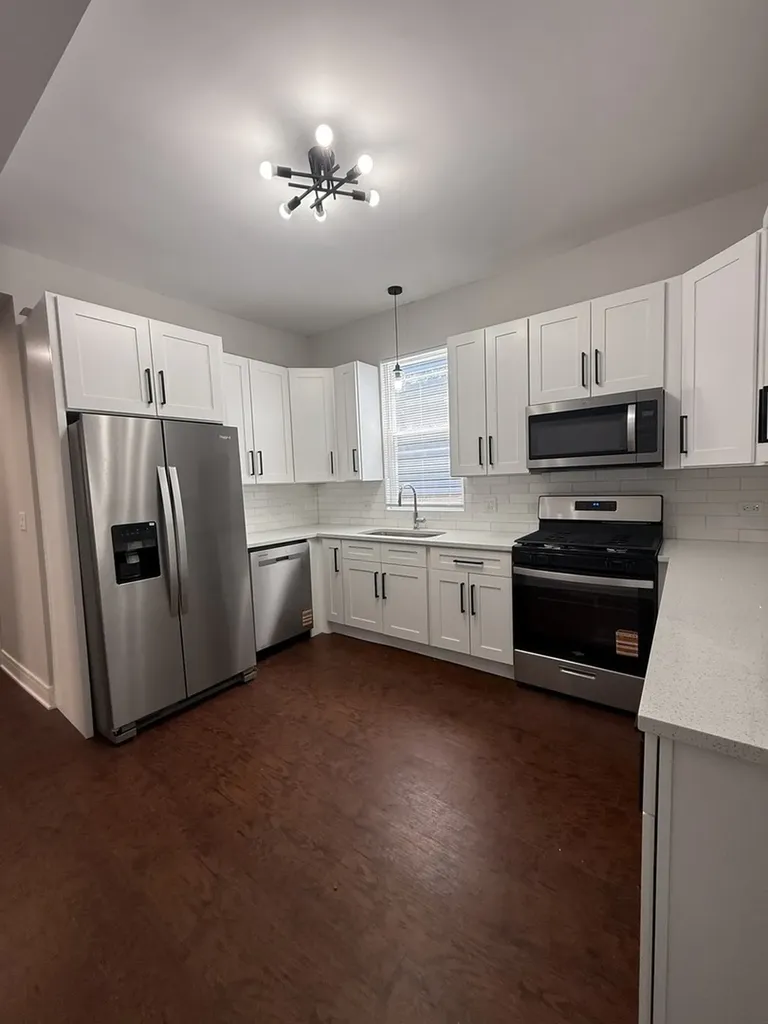 6936 South Aberdeen Street Chicago IL 60621