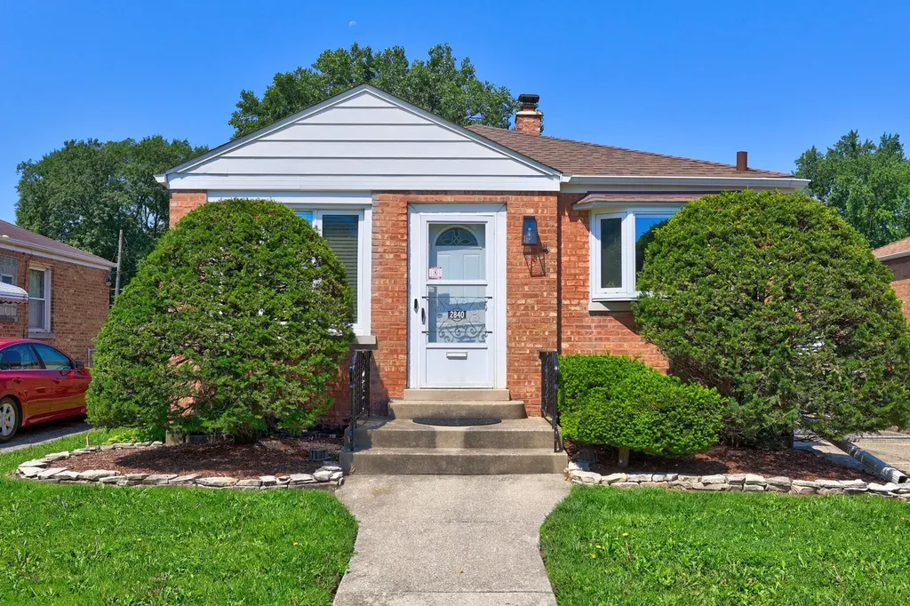 2840 Elm Street Franklin Park IL 60131