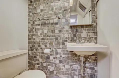 2840 Elm Street Franklin Park IL 60131