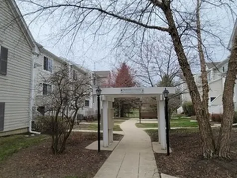 59 South Treehouse Lane S Round Lake IL 60073