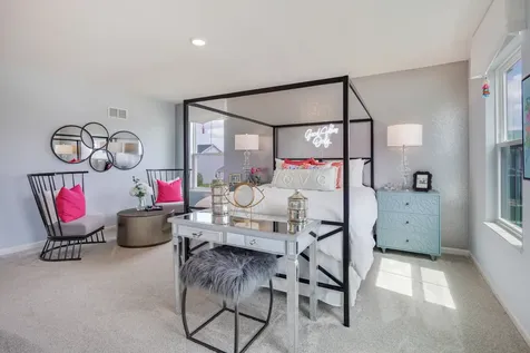 84 Hedgerow Drive Elgin IL 60124