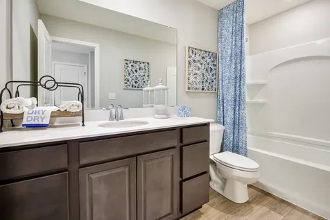 84 Hedgerow Drive Elgin IL 60124