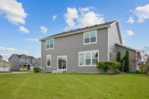84 Hedgerow Drive Elgin IL 60124