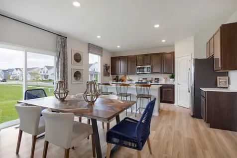 84 Hedgerow Drive Elgin IL 60124