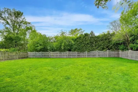 944 Western Avenue Northbrook IL 60062