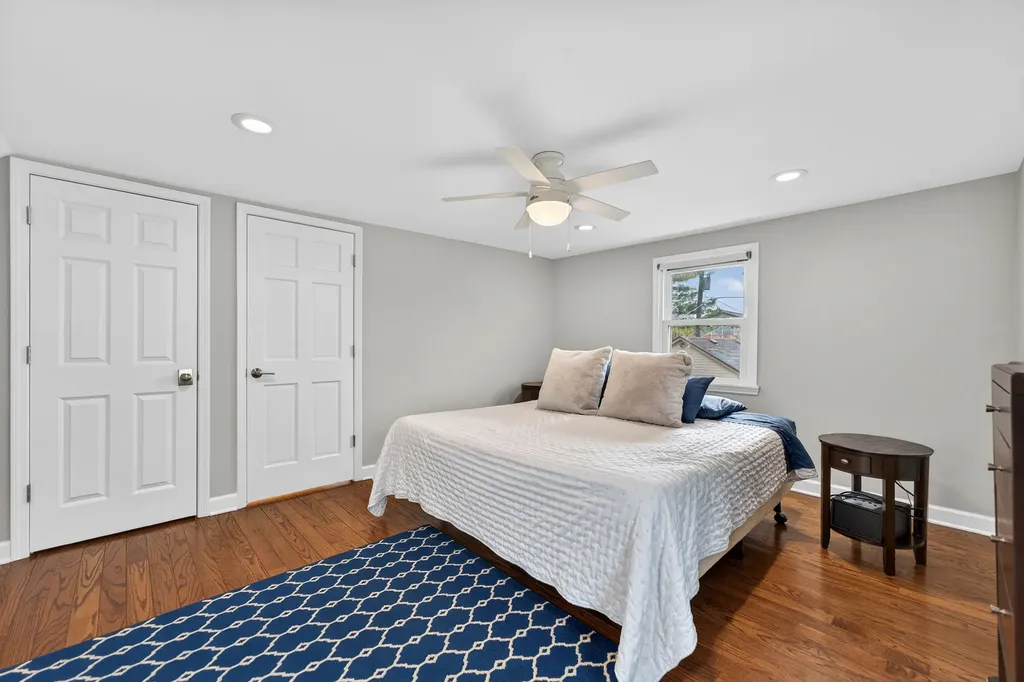 7246 North Olcott Avenue Chicago IL 60631