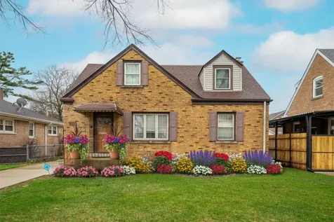 7246 North Olcott Avenue Chicago IL 60631
