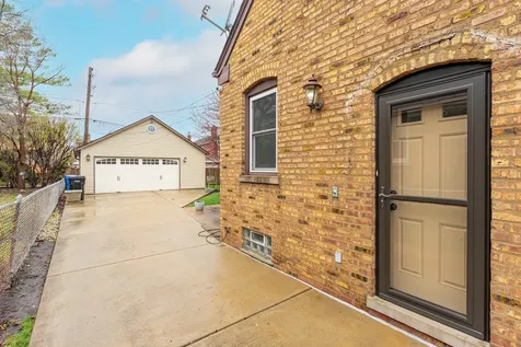 7246 North Olcott Avenue Chicago IL 60631