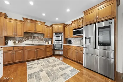 703 Glenda Court Sandwich IL 60548