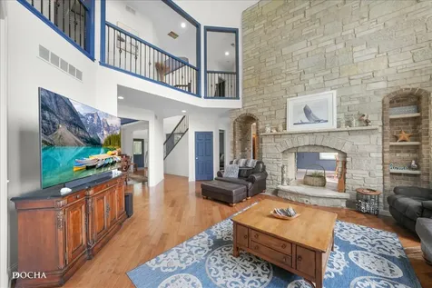 703 Glenda Court Sandwich IL 60548