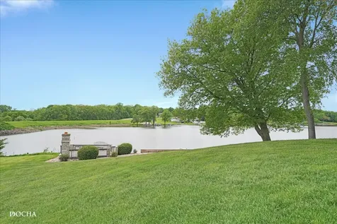 703 Glenda Court Sandwich IL 60548
