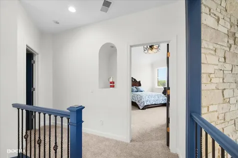 703 Glenda Court Sandwich IL 60548