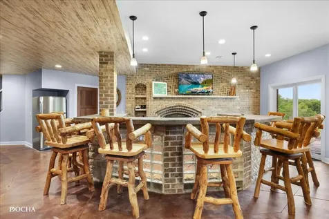 703 Glenda Court Sandwich IL 60548