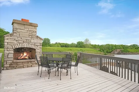 703 Glenda Court Sandwich IL 60548