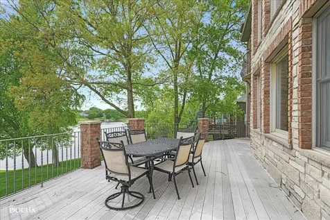 703 Glenda Court Sandwich IL 60548