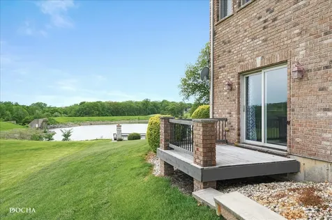 703 Glenda Court Sandwich IL 60548
