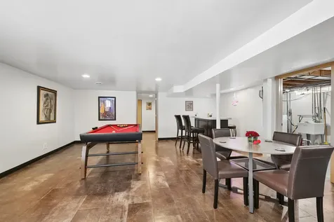 4437 West 100th Street Oak Lawn IL 60453