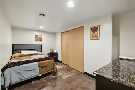 4437 West 100th Street Oak Lawn IL 60453