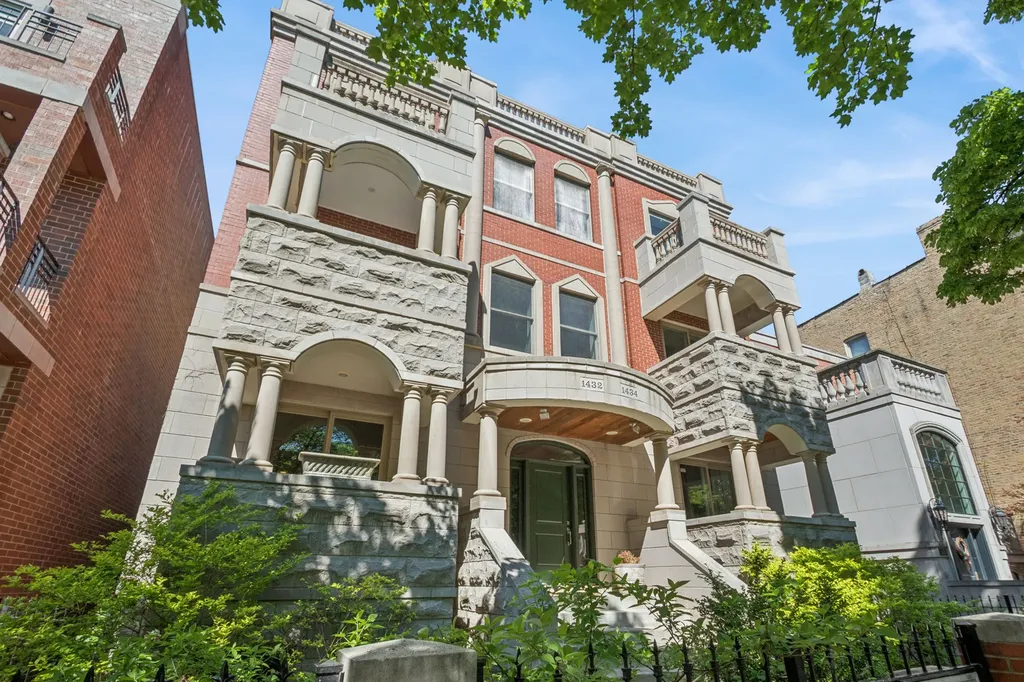 1432 North Cleveland Avenue Chicago IL 60610