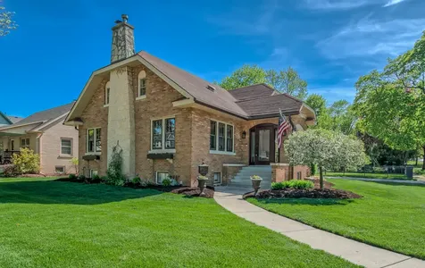 200 Fulton Street West Chicago IL 60185