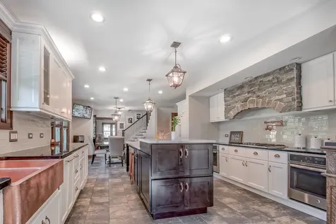 200 Fulton Street West Chicago IL 60185