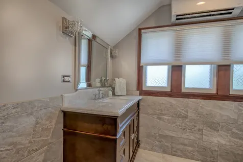 200 Fulton Street West Chicago IL 60185