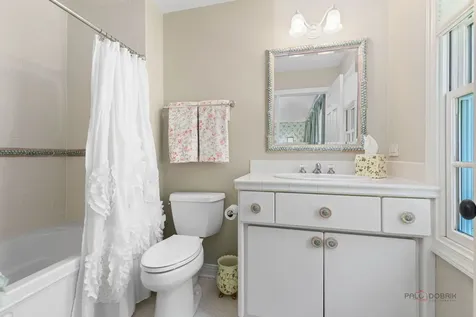 1730 Yale Court Lake Forest IL 60045