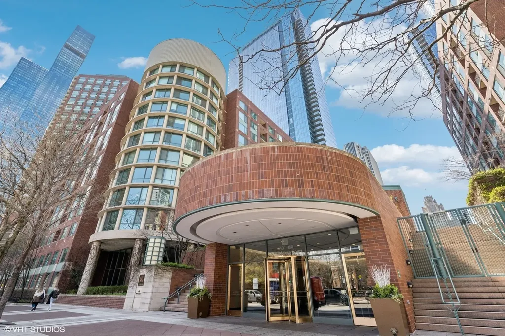 440 North Mcclurg Court Chicago IL 60611