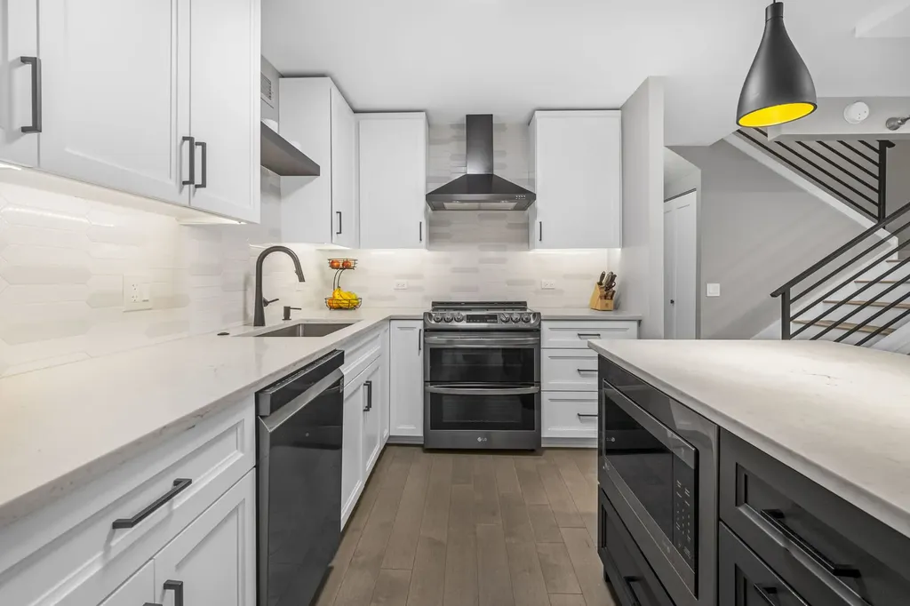 440 North Mcclurg Court Chicago IL 60611
