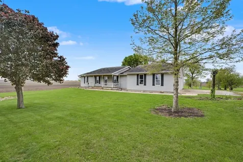 1681 County Road 700 N Philo IL 61864