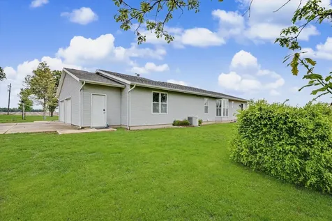 1681 County Road 700 N Philo IL 61864