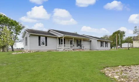 1681 County Road 700 N Philo IL 61864