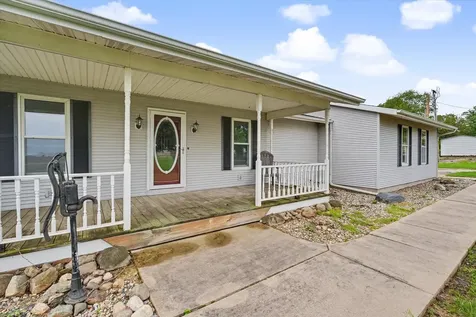 1681 County Road 700 N Philo IL 61864
