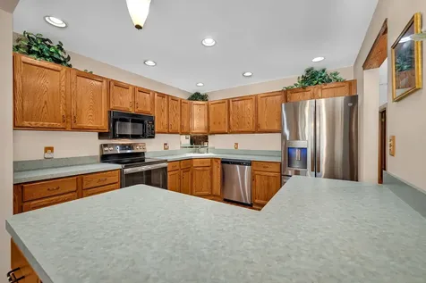 1420 Woodbridge Road Joliet IL 60436