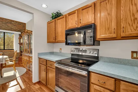 1420 Woodbridge Road Joliet IL 60436