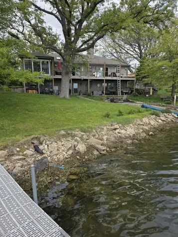 107 Comanche Trail Loda IL 60948