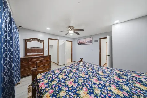 20 Ottawa Court Justice IL 60458
