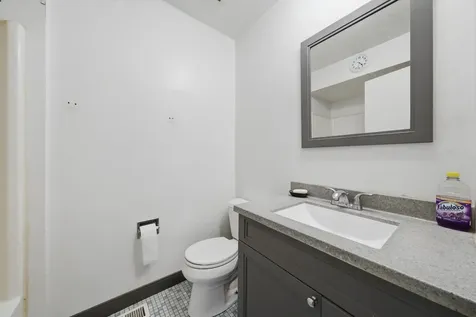 20 Ottawa Court Justice IL 60458