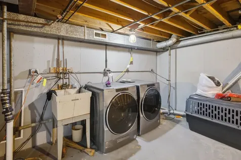 20 Ottawa Court Justice IL 60458