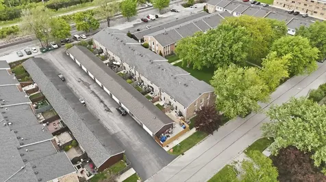 20 Ottawa Court Justice IL 60458