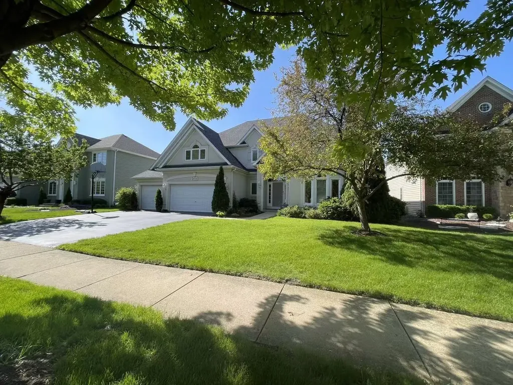 2404 Comstock Court Naperville IL 60564