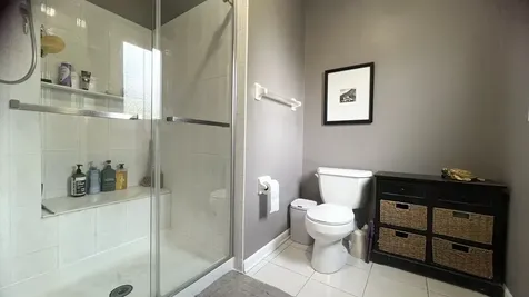 2404 Comstock Court Naperville IL 60564