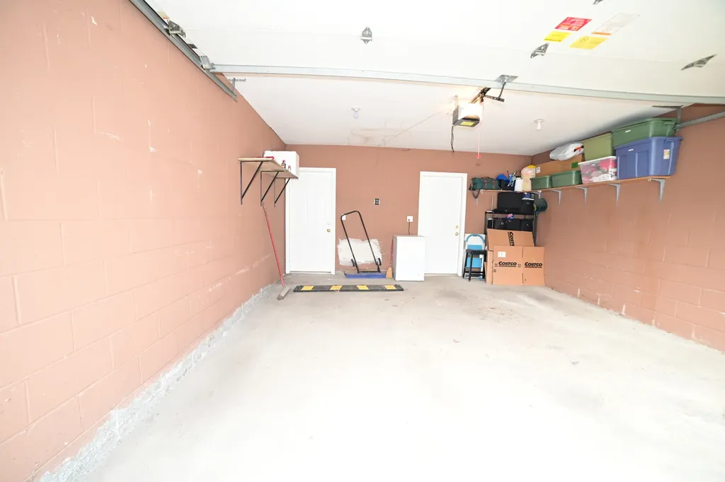 5805 West Eddy Street Chicago IL 60634