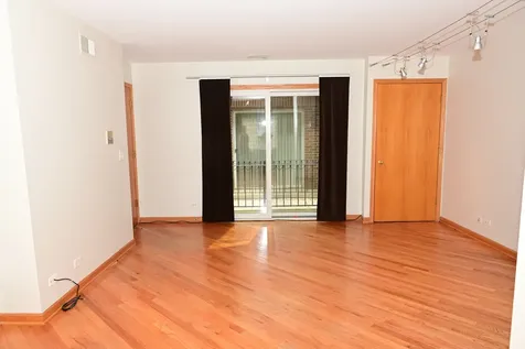 5805 West Eddy Street Chicago IL 60634