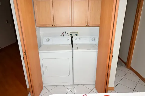 5805 West Eddy Street Chicago IL 60634
