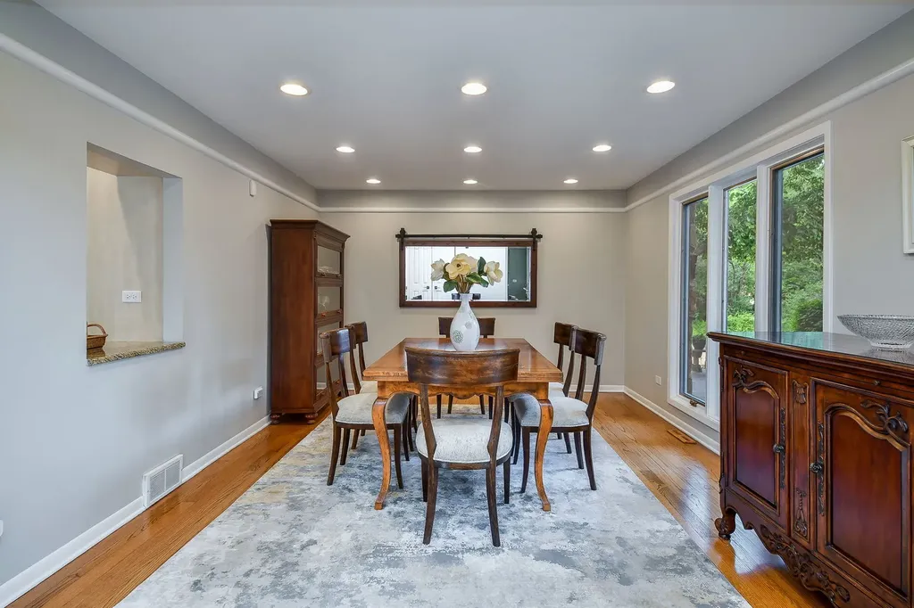2103 Pebble Creek Drive Lisle IL 60532