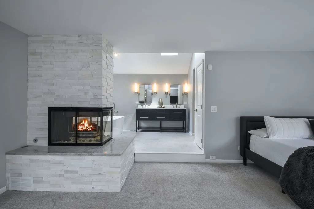 2103 Pebble Creek Drive Lisle IL 60532