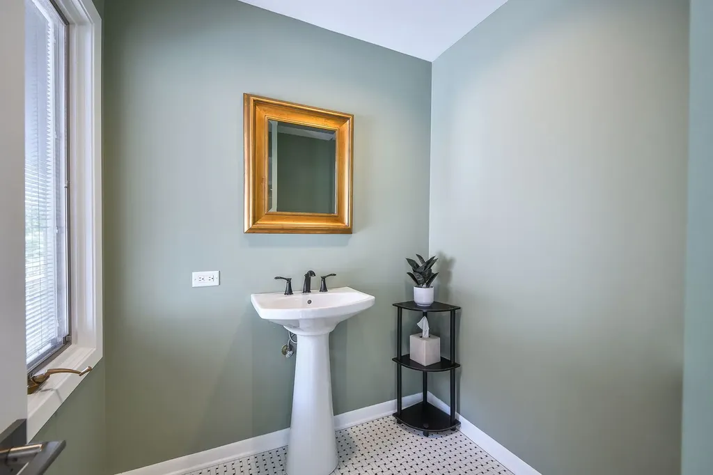 2103 Pebble Creek Drive Lisle IL 60532