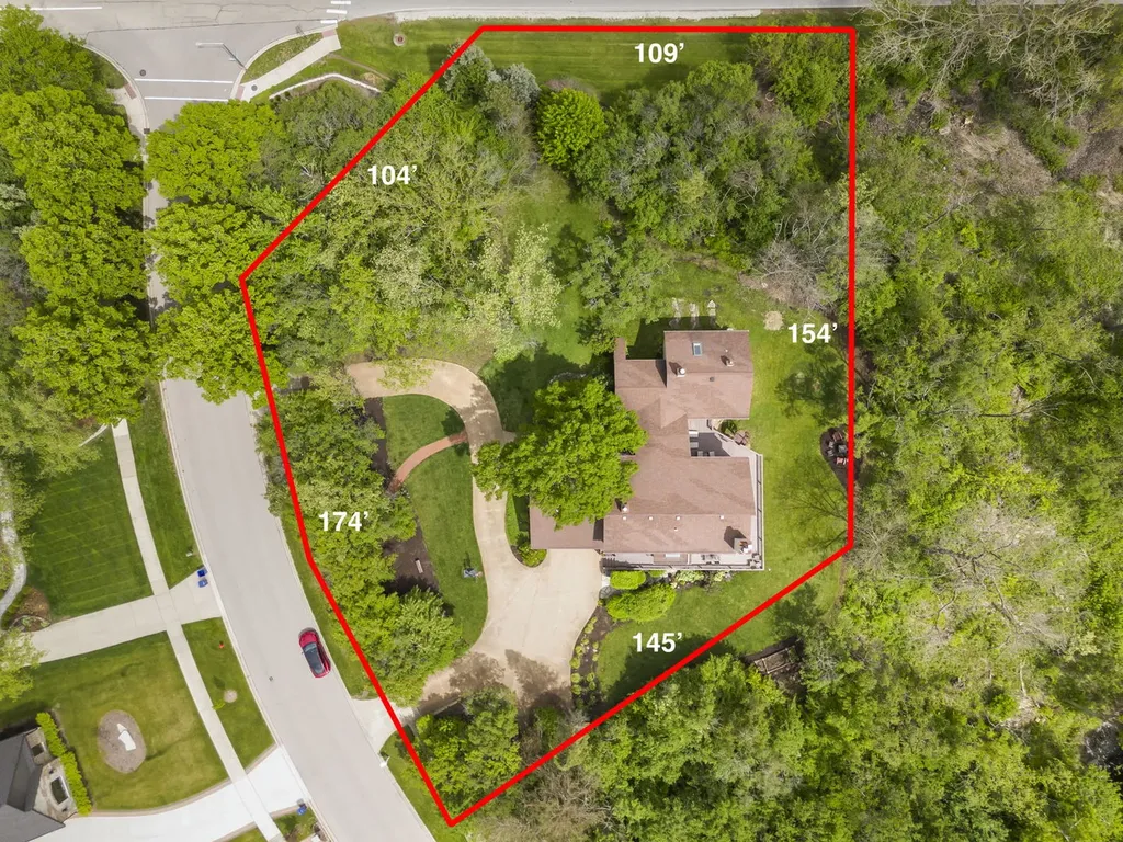 2103 Pebble Creek Drive Lisle IL 60532